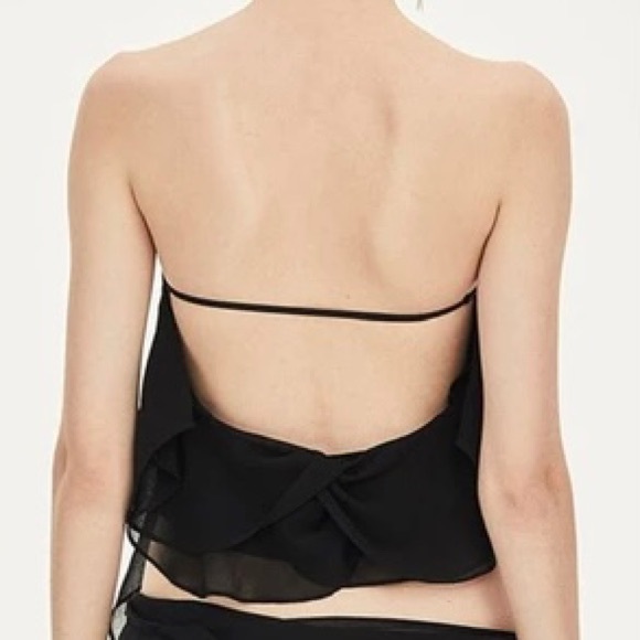 Cute Ruffled Top - Picture 3 of 4